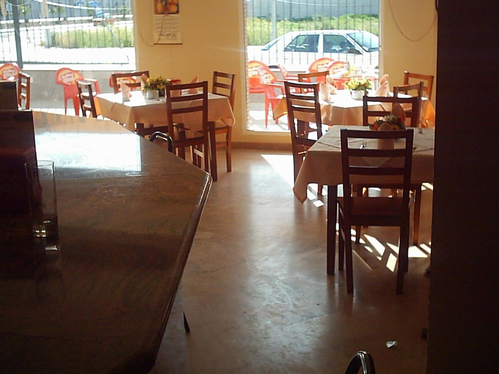 Hostal Restaurante Hermanos Zamora Palma del Río Exterior foto