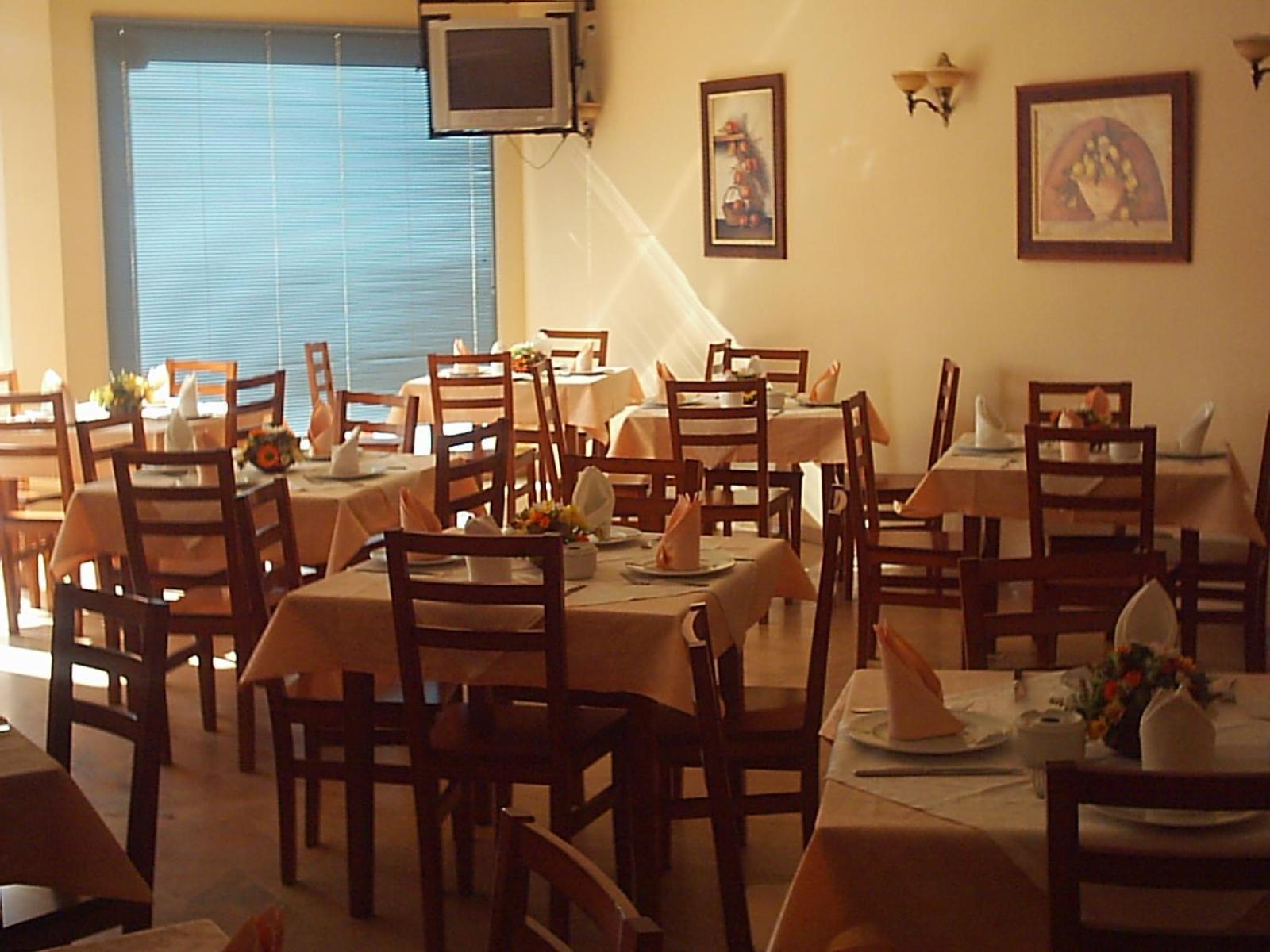 Hostal Restaurante Hermanos Zamora Palma del Río Exterior foto