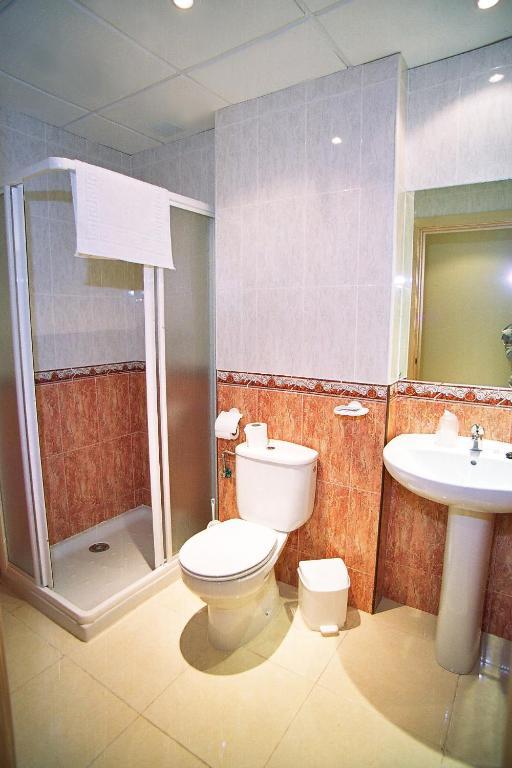 Hostal Restaurante Hermanos Zamora Palma del Río Quarto foto